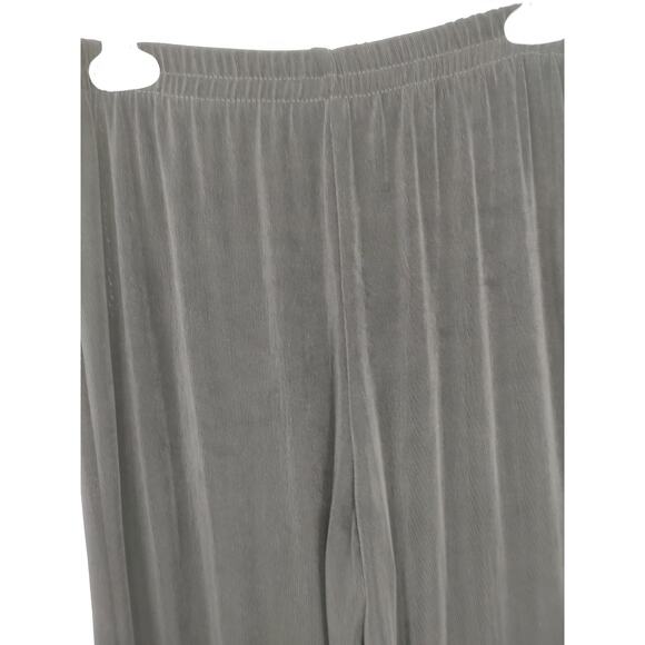 A Touch Of Class Woman NEW Black Knit Pant Set Pants S/M Top XS/S Stretch Slinky - Picture 4 of 7